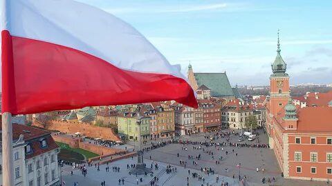 Украинцев претендующих на пособия в Польше будут проверять на предмет трудоустройства каждый месяц Об этом заявили в польском МВД Мера начнёт действовать с февраля 2026 года Речь о ежемесячных выплатах в размере 800 злотых около 18 тыс рублей на каждого ребёнка до 18 лет Беженцы также могут потерять доступ к дорогостоящим медуслугам если не будут платить налоги или подтверждать своё трудоустройство