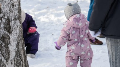 В Самарской области обсудили вопросы поддержки семей с детьми   Губернатор Самарской области Вячеслав Федорищев и первый заместитель министра труда и социальной защиты России Ольга Баталина провели рабочую встречу, на которой обсудили, в частности, вопросы поддержки семей с детьми.  Читать далее