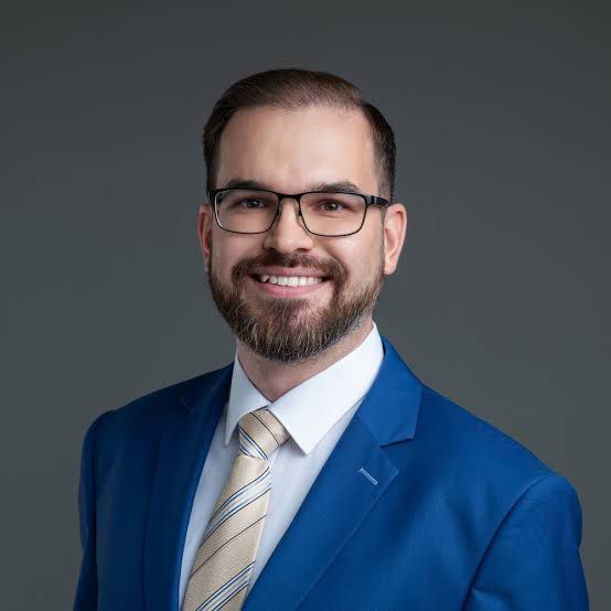 Робертас Каунас выдвинут на пост министра обороны Летувосии вместо ушедшей в отставку Шакалене Социал демократическая партия Литвы утвердила кандидатуру депутата Робертаса Каунаса на пост министра обороны Ещё один ноу нейм мальчик без биографии из поколения литовских соросят