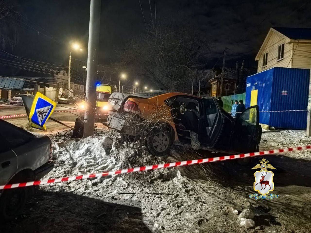 18-летнего нижегородца, который в феврале на огромной скорости влетел на каршеринговом авто в остановку на улице Землячки и убил двух женщин, перевели из СИЗО под домашний арест. Об этом сообщили NewsNN в Сормовском районом суде.
