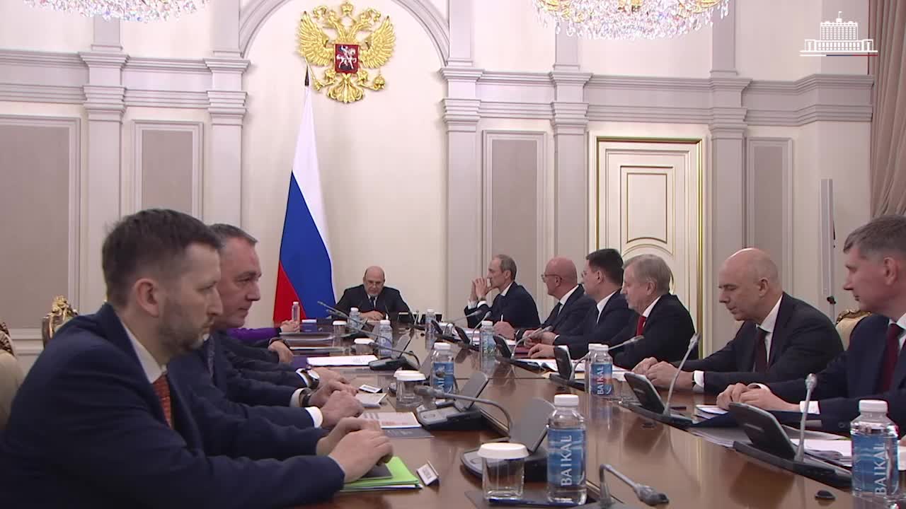 Михаил Мишустин поручил вице-премьерам контролировать проекты в СКФО и поддержку сельхозпроизводителей