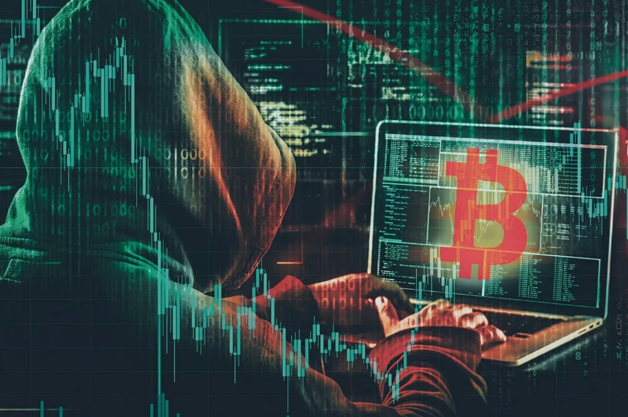 Масштаб криптовзломов в 2025 году 1. Потери индустрии — По данным отчёта TRM Labs, за первую половину 2025 года было потеряно более \$2,1 млрд в результате атак на криптовалютные проекты. — В общей сложности зарегистрировано не менее 75 крупных инцидентов, связанных с взломами и эксплойтами. 2. Основные уязвимости — Основной причиной утечек стали компрометации seed-фраз пользователей, а также атаки через интерфейсы платформ. — Эксперты подчёркивают, что проблема усугубляется отсутствием достаточной киберзащиты у многих проектов. 3. Влияние на рынок — Такие масштабы потерь негативно отражаются на доверии инвесторов и подталкивают регуляторов к более жёстким требованиям в сфере безопасности. — При этом общий уровень прозрачности расследований остаётся низким, что затрудняет привлечение виновных к ответственности. Crypto Azam