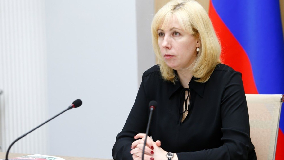 Анна Минькова покинула пост вице губернатора Краснодарского края В администрации региона она курировала социальную сферу образование и СМИ О том что Анна Минькова уходит с поста заместителя главы администрации Краснодарского края она лично заявила через свой телеграм канал По ее словам она приняла это решение продиктованное личными убеждениями Читайте подробнее на нашем портале ЯСНО новости со смыслом