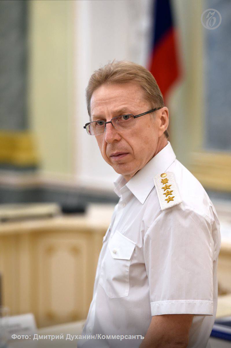 Владимир Путин освободил Геннадия Лопатина от должности заместителя генпрокурора РФ указ размещен на сайте официального опубликования правовой информации Подписывайтесь на Ъ Оставляйте бусты