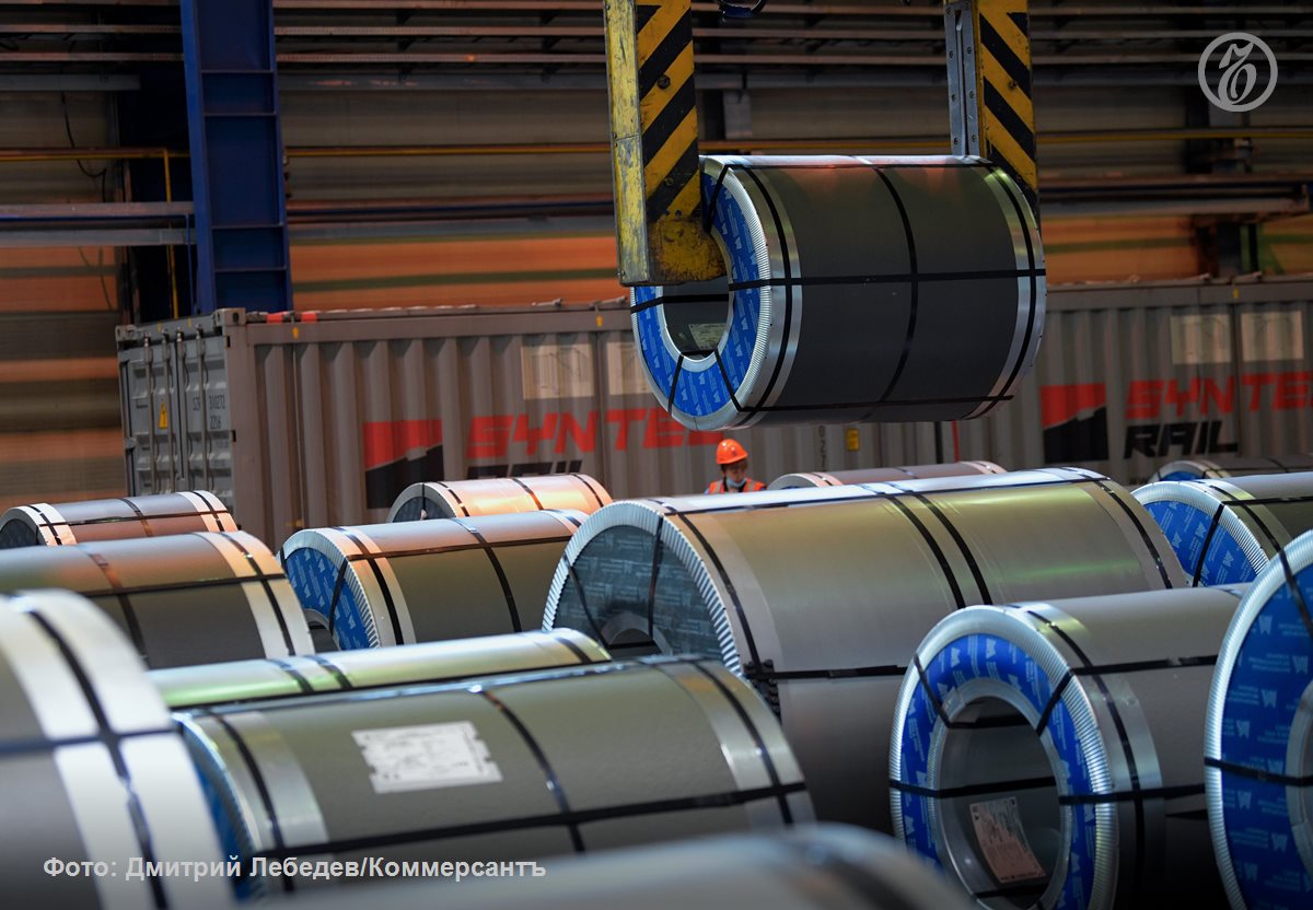 Сырье для сталеваров подорожало на 4 с начала года К росту мировых цен привели повышение спроса в Китае и перебои с поставками из Австралии В России металлургическое сырье торгуется с дисконтами что создает предпосылки для увеличения котировок Рост внутренних цен на сталь при этом ожидается только во втором третьем квартале 2026 года и будет постепенным В первую очередь на удорожание сырья реагирует строительный сортамент отмечает эксперт Ъузнал