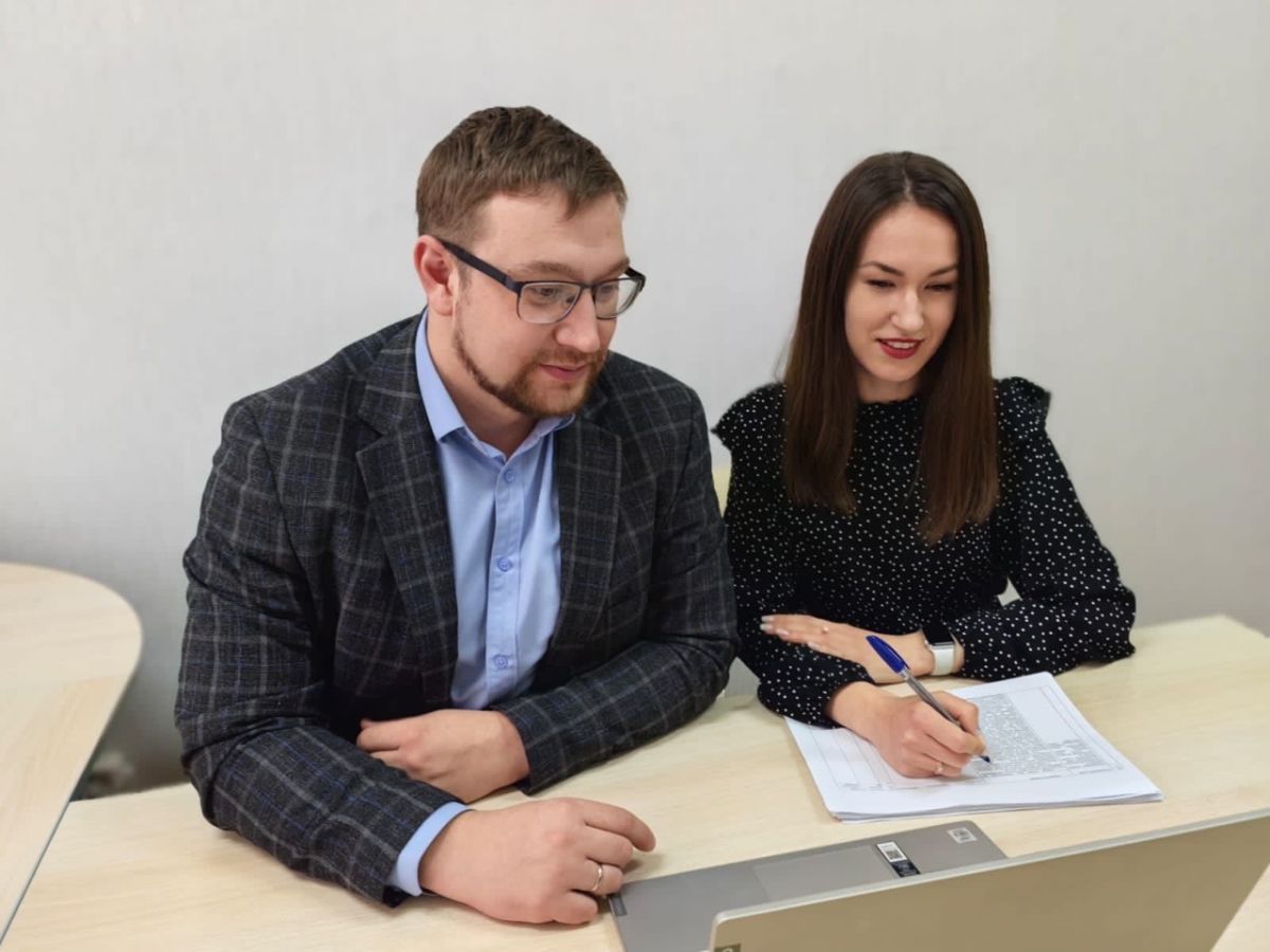 Вместо Бедровой: в Липецке назначен новый руководитель департамента образования Глава Липецка Роман Ченцов представил нового председателя городского департамента образования – им стал Евгений Таракановский, директор школы № 50. Стало известно, куда переместили Светлану Бедрову. ↗ Прислать новость Подписаться