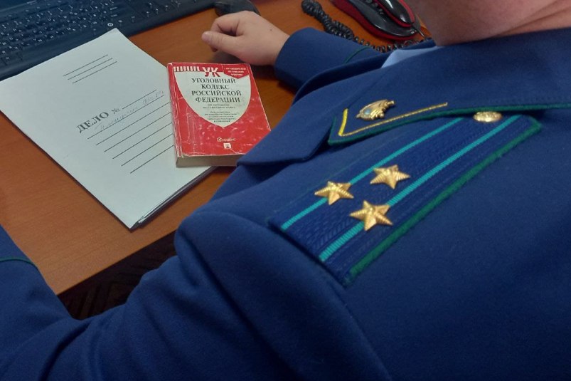 В Якутии за сутки убийство тяжкий вред здоровью мошенничество Зарегистрировано 4 преступления Читать подробнее на сайте