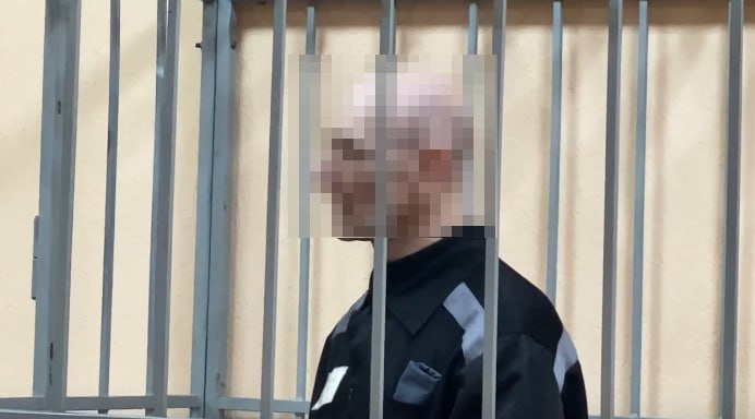 Серийного убийцу из Гусева окончательно приговорили к пожизненному заключению Игорю Юферову вынесли новый приговор — в этот раз за изнасилование и убийство 46-летней санитарки в 1992 году. Дело долгое время оставалось нераскрытым: следователи вышли на Юферова, изучив аналогичные преступления, совершённые в Калининградской области с 1992 по 1997 год. Подробности — на сайте КАСКАД Прислать новоcть