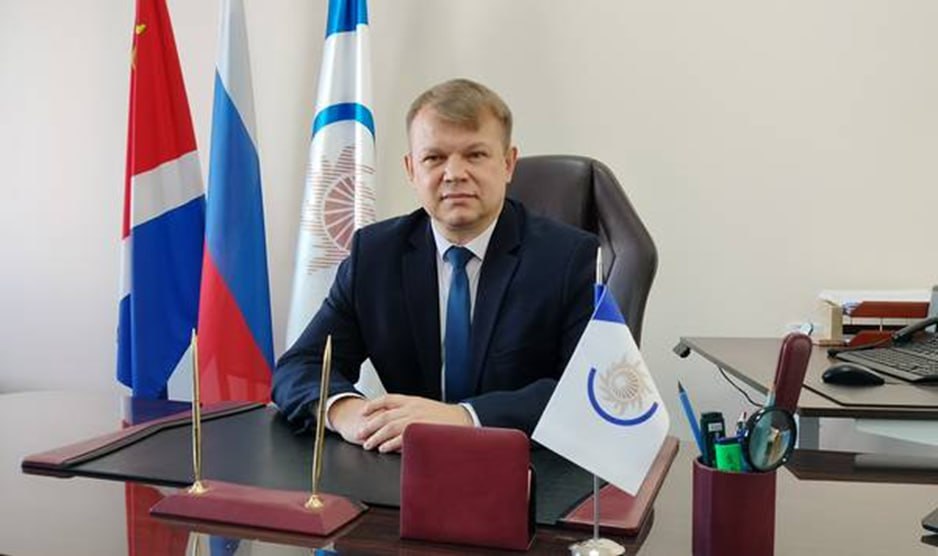 Директором Приморского РДУ назначен начальник службы подготовки персонала ОДУ Востока Андрей Галашев Виталий Сунгуров возглавлявший Приморское РДУ с 2024 года покинул пост в связи с переездом в другой город