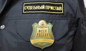 Приставы получат доступ к звонкам коллекторов — Путин уже подписал соответствующий закон. Согласно документу, судебные приставы смогут запрашивать у операторов и кредитных организаций информацию о звонках, если поступили жалобы на нарушение правил взыскания долгов. Закон нацелен на защиту должников от ночных звонков, автоматических дозвонов и другого чрезмерного давления.