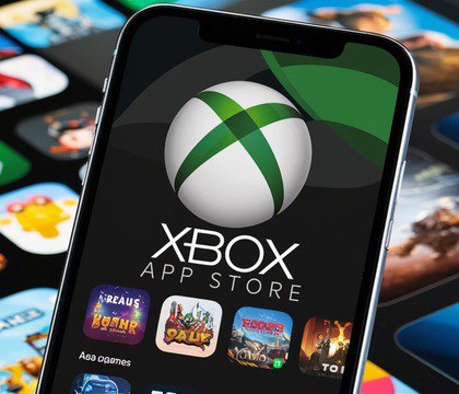 Xbox готовит магазин для Android — игры можно будет купить и запустить прямо на смартфоне  Релиз магазина игр ожидается в следующем месяце. Недавно суд обязал Google открыть Android для сторонних магазинов, поэтому скоро на мобильных устройствах появятся цифровые площадки других компаний. Например, стало известно, что одним из первых магазинов игр на смартфонах станет Xbox Store — там Microsoft планирует продавать игры для фирменных консолей.  Читать далее