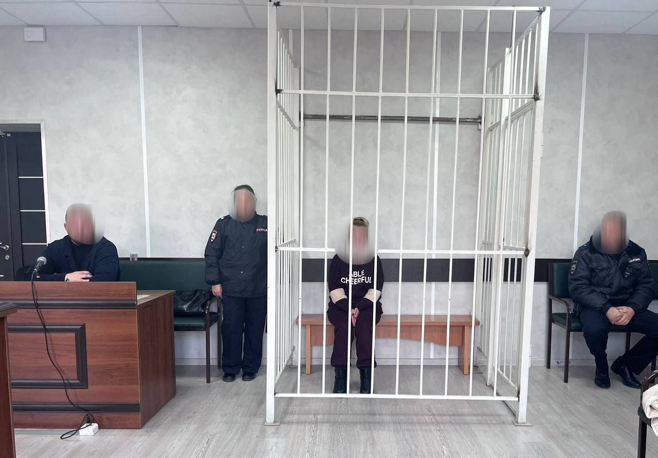 Крымчанка получила срок за убийство сожителя. В ноябре 2024 года женщина поссорилась с мужчиной и ударила его ножом, из-за чего он скончался. Жительницу Судака приговорили к 6 годам 6 месяцам исправительной колонии. Крымский мост Новости Крыма