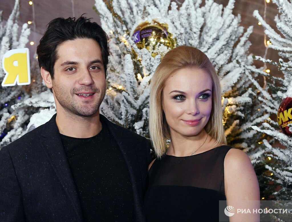 Марк Богатырев и Татьяна Арнтгольц развелись Актеры в суд не явились У пары есть четырехлетний сын Подписаться на РИА Новости