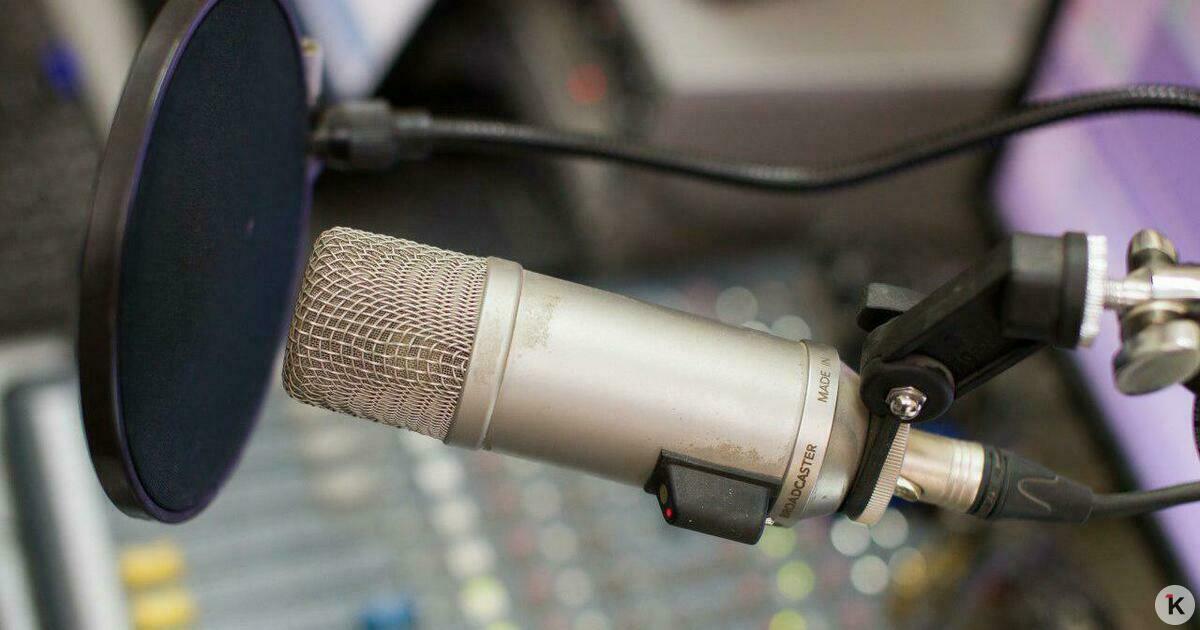 Долину продолжают отменять в Москве отменили большой сольный концерт артистки Мероприятие планировали провести 6 марта Билеты на этот концерт пытались продать последние полгода Как сообщают СМИ к концу декабря было реализовано лишь около 15 билетов от общего количества мест в зале рассчитанном на 1716 зрителей Обычно после новогодних праздников начинается оживление продаж на весенние концерты но в данном случае организаторы приняли решение об отмене