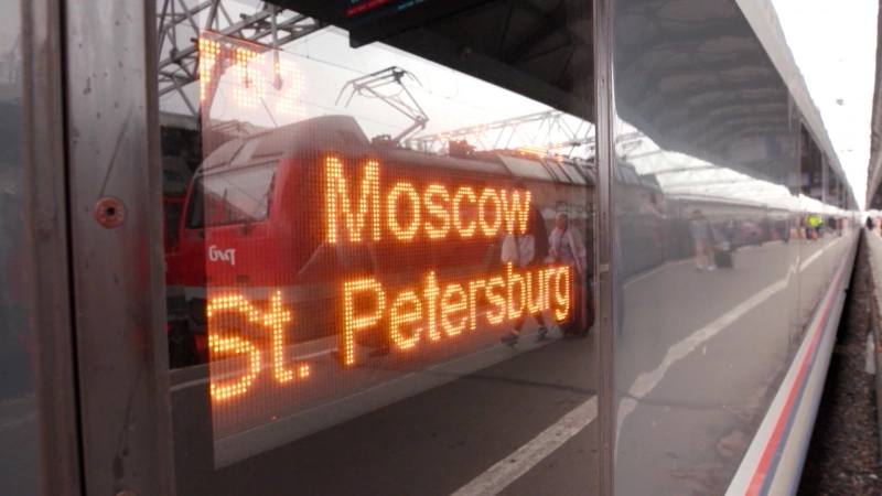 Строительство ВСМ стартует 1 сентября в Москве и Петербурге.   Совещание по реализации проекта строительства ВСМ Москва — Санкт-Петербург провел сегодня заместитель председателя правительства РФ Виталий Савельев.       ВКонтакте   Одноклассниках