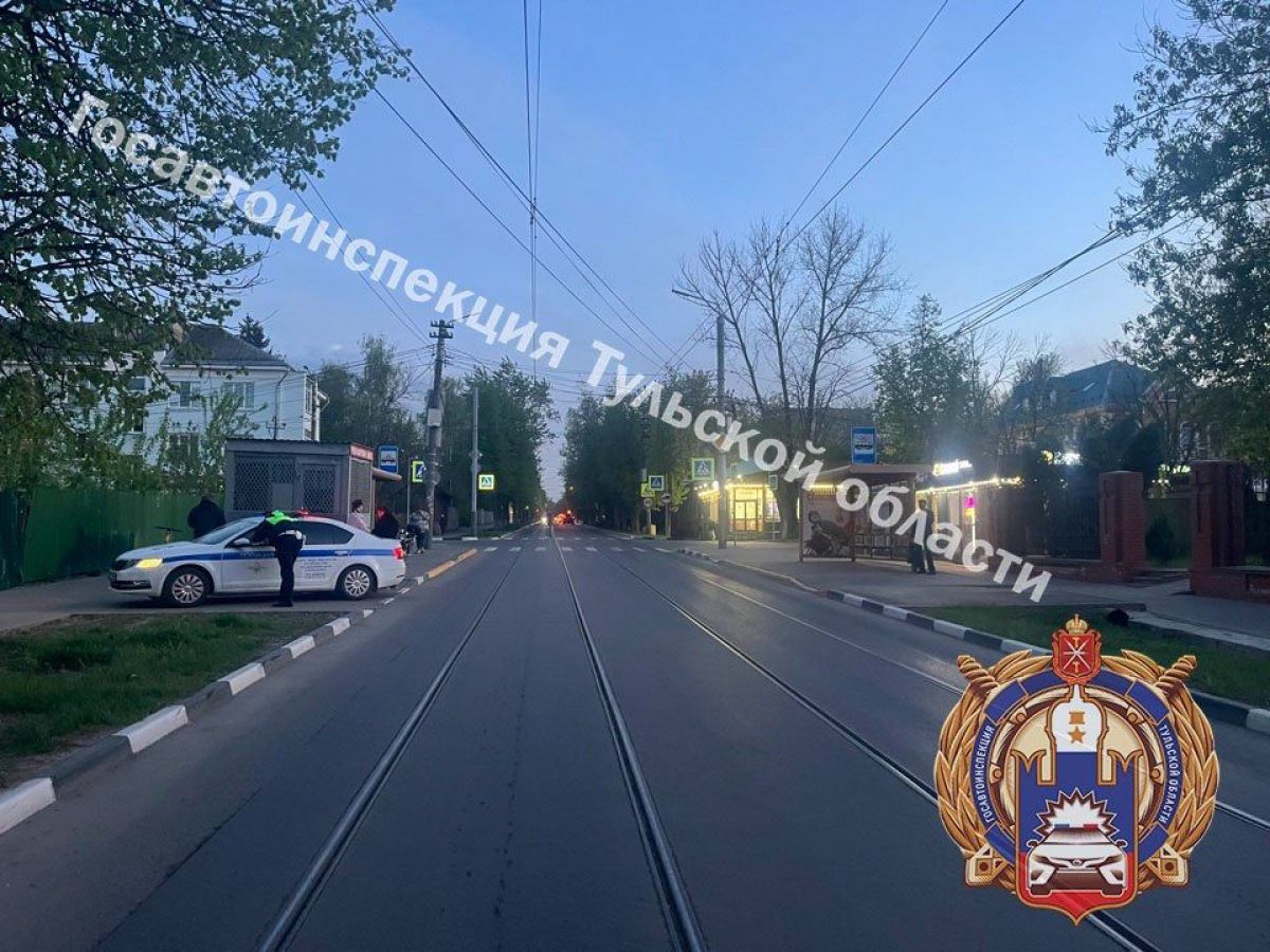 В Туле на улице Фридриха Энгельса водитель мопеда сбил женщину В Туле на улице Фридриха Энгельса водитель мопеда «Альфа» сбил женщину. Об этом сообщает пресс-служба региональной Госавтоинспекции. ↗ Прислать новость Подписаться
