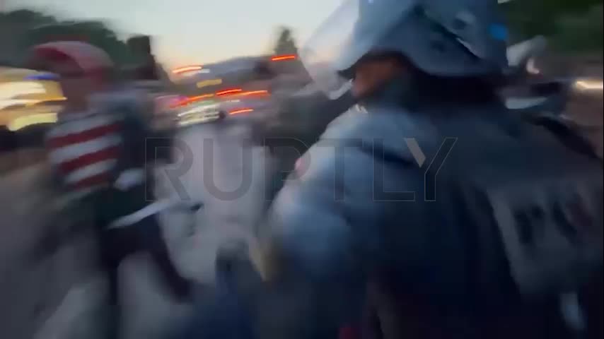 Протесты в Париже и по всей Франции после перехвата Израилем судна с гуманитарной помощью