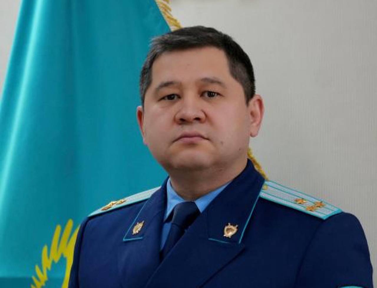 Информируем что заместителем прокурора области Абай назначен Исаев Руслан Нұрмаханбетұлы Окончил Казахский государственный юридический университет по специальности правоведение Службу в органах прокуратуры начал с 2002 года с должности помощника прокурора Жетысуского района города Алматы Занимал различные должности в прокуратуре города Астаны далее работал заместителем прокурора города Кокшетау в Комитете по правовой статистике и специальным учетам начальником УКПСиСУ по городу Алматы заместителя прокурора Жамбылской области До назначения занимал должность заместителя Главного транспортного прокурора РК Подпишись на informatorkz