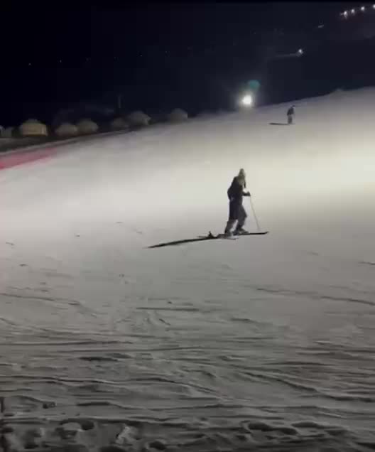 Девушка пострадала при падении с горнолыжной трассы в Кашка Кулак