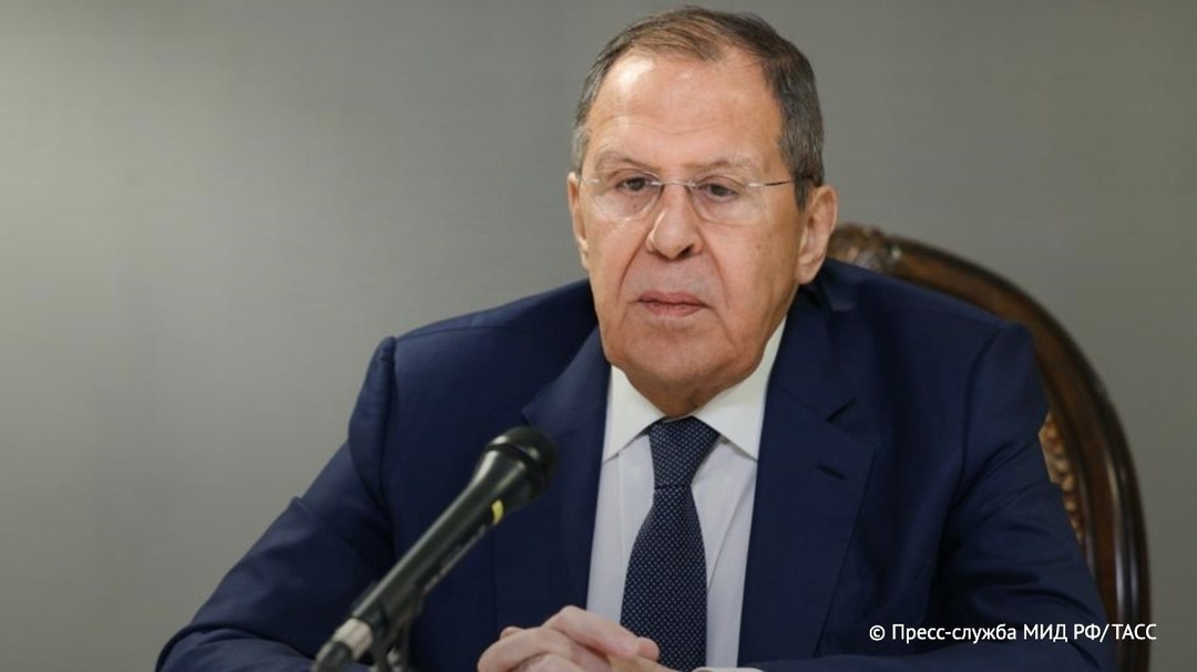 РФ продолжит настаивать на необходимости восстановления прав русскоязычного населения на Украине как факторе долгосрочного урегулирования, заявил Сергей Лавров.