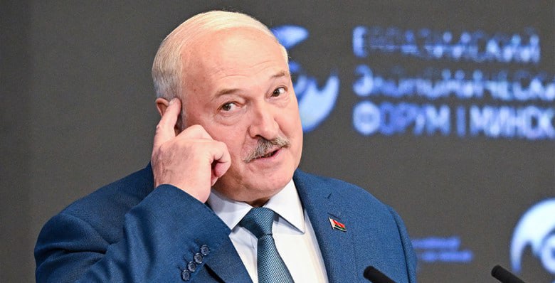 Александр Лукашенко назвал криптовалюту одним из вариантов ухода от долларовой зависимости Он попросил доложить о мерах по увеличению электропотребления в стране и предложениях по развитию электроэнергетики а также связанных с ней отраслей Президент Белоруссии отметил что волатильность наверное будет но волков бояться в лес не ходить jkinvest news jkinvest