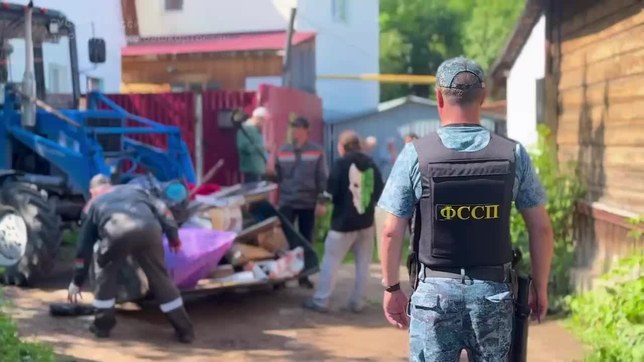 Очистка территорий: ликвидация мусора в Уфе и на Восточно-Кругликовской