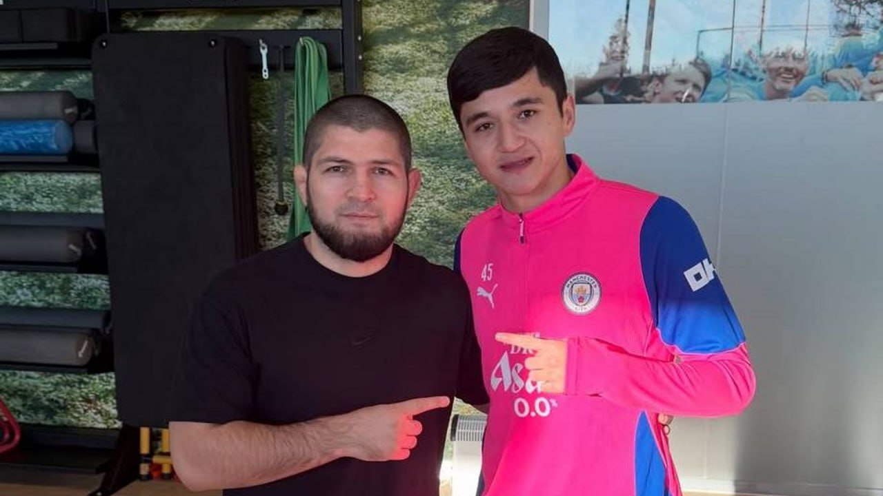 За час встречи не сказал ни одного слова Хабиб Нурмагомедов встретился с Абдукодиром Хусановым фото видео repost uz sport skazal dvigatsya tolko vpered Подписывайтесь на Repost