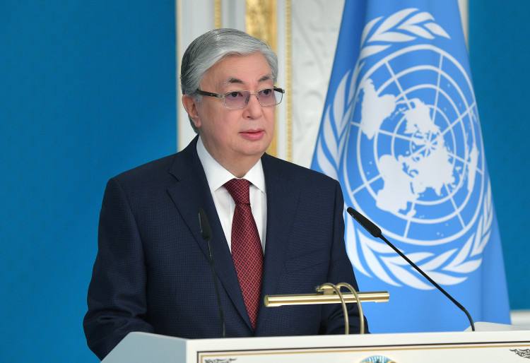 Токаев посетит Нью Йорк с рабочим визитом Президент Казахстана Касым Жомарт Токаев 21 23 сентября отправится в США В программе визита участие в 80 й сессии Генеральной Ассамблеи ООН переговоры с главами государств и международных организаций Также запланирован круглый стол с капитанами бизнеса США и встречи с руководителями ведущих мировых компаний kursivm kursiv news