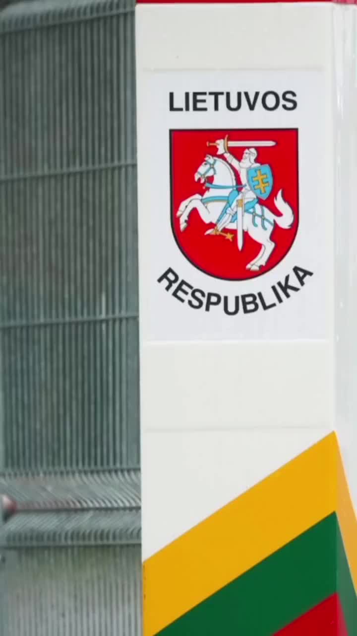 Литва планирует пропустить 500 застрявших грузовиков через КПП Шальчининкай