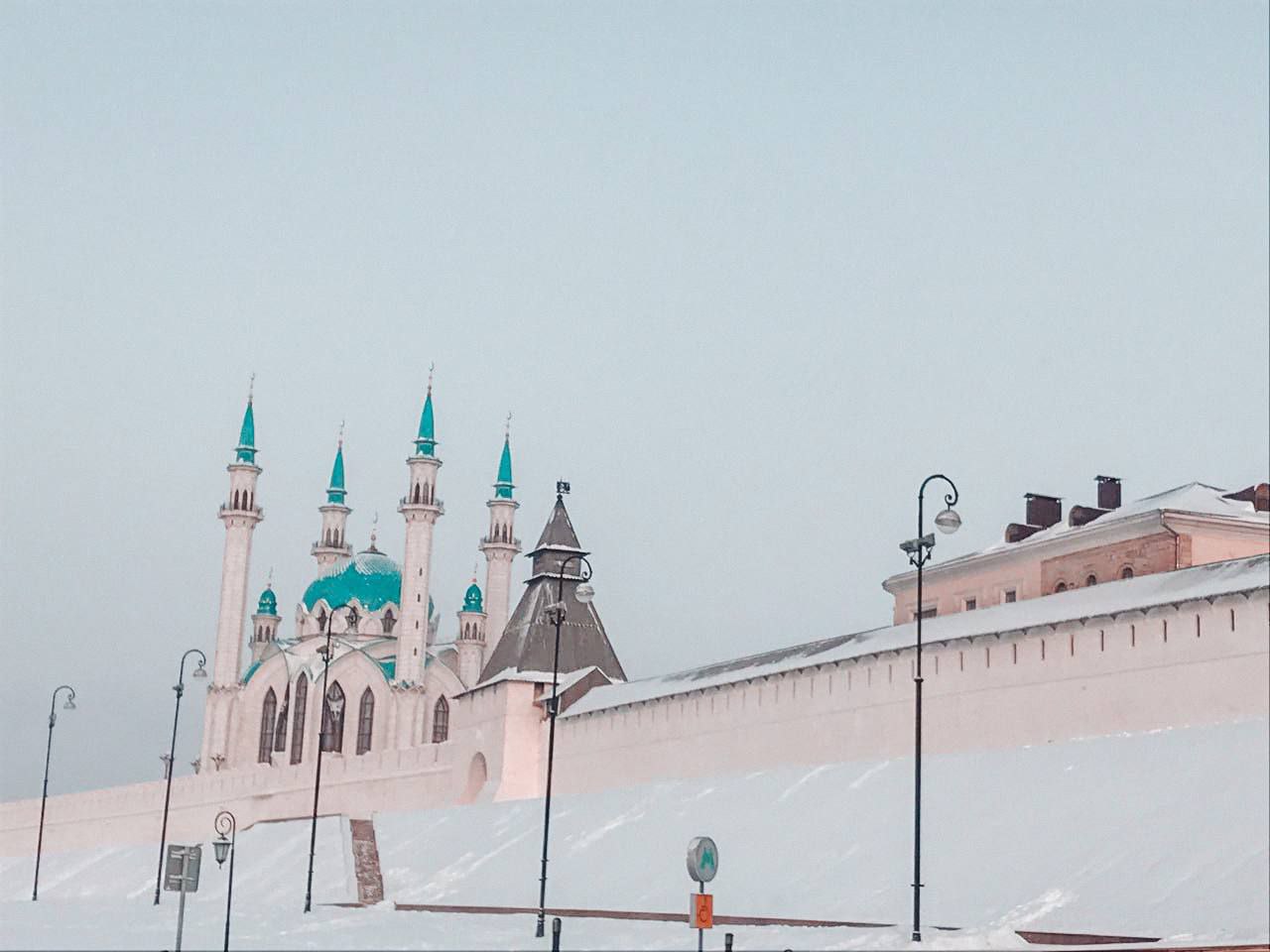 Электричек Самара Казань в 2026 году не будет Но до столицы Татарстана теперь курсирует поезд Ташкент Казань который проходит через Самару и станцию Сызрань 1 Периодичность рейсов раз в неделю Из новостей о перевозках внутри региона запуск движения между Сызранью и Тольятти Закрыть кольцевой диаметр области планируется летом 2026 года Еще больше новостей на сайте 450media ru