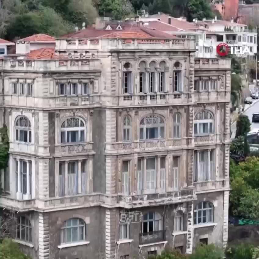 Усадьба Зеки Паши на Босфоре оценена в 10 миллиардов лир