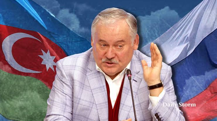 «Ты виноват уж в том…»: в Госдуме объяснили, как Баку мешает дружбе с Москвой   Константин Затулин, зампред комитета Госдумы по делам СНГ, заявил ТАСС, что нормализация отношений с Азербайджаном возможна, но на союзничество рассчитывать не стоит, ведь Баку якобы ведёт враждебную политику в Закавказье.   По мнению Затулина, не Россия виновата в обострении, а те, кто раньше “дезориентировал руководство”, рассказывая “сказки о союзничестве”. Он призвал «разобраться, кто делал это по недомыслию, а кто из корысти».   Факт, что обострение началось после сбитого азербайджанского самолёта и убийства представителей диаспоры российскими силовиками, депутат предпочёл не упоминать. Как в басне Крылова — “Ты виноват уж в том, что хочется мне кушать”.  Источник: ТАСС.