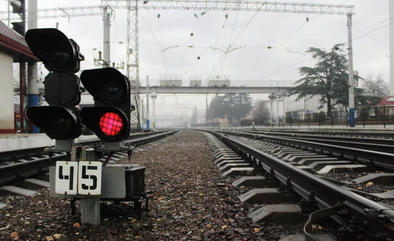 Электропоезд со скоростью до 400 км ч создадут в России к 2028 году заявил первый вице премьер России Денис Мантуров Это станет главным технологическим прорывом в железнодорожной отрасли страны добавил он jkinvest news jkinvest