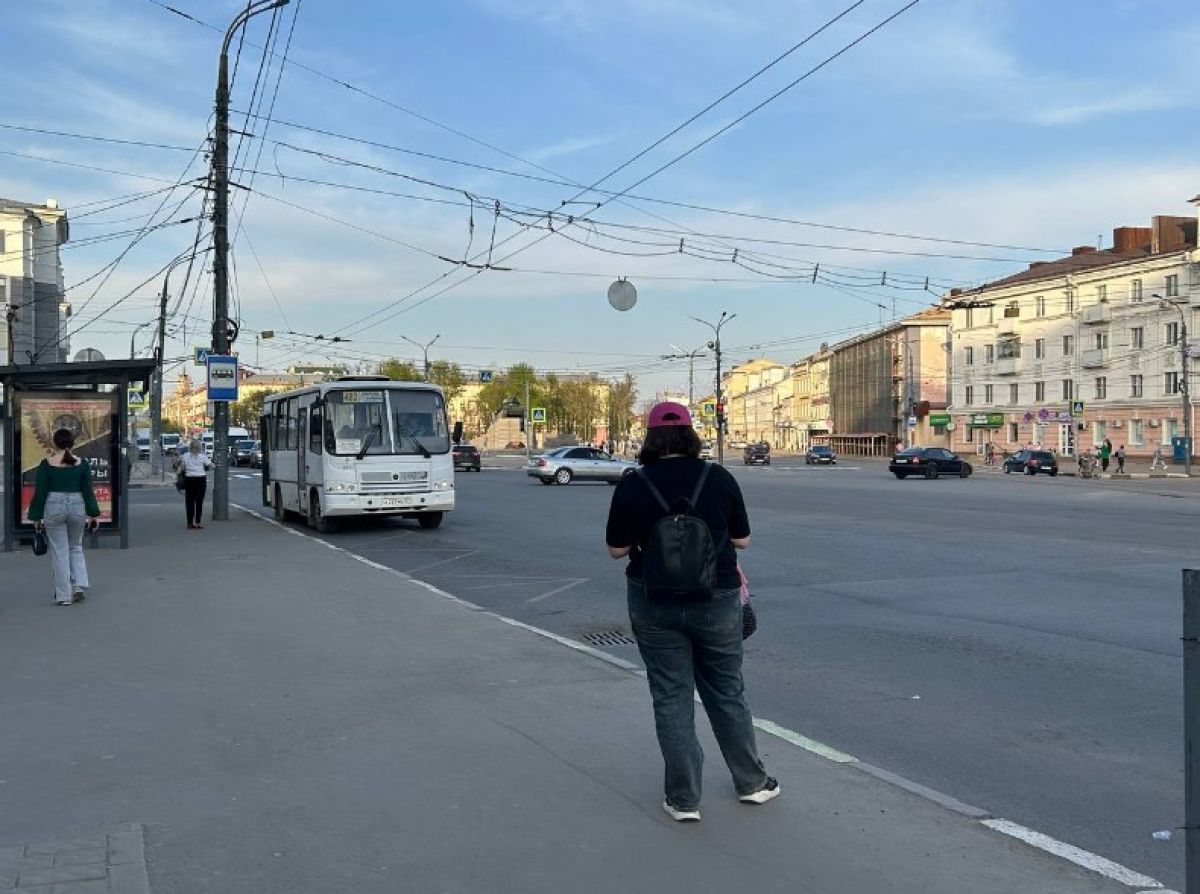 В Орле стоимость проезда может вырасти до 36 рублей newsorel ru fn 1753415 html Администрация Орла предложила депутатам горсовета поднять тариф на проезд в общественном транспорте до 36 рублей при оплате наличными и до 33 рублей при оплате картой Прислать новость Подписаться