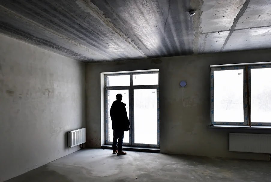 Тува получила на 2026 год лимит в тысячу сделок ипотечного кредитования с минимальной льготной ставкой в 2 Практика льготной ипотеки существует в республике с 2023 года Такая возможность предоставляется гражданам у которых есть ребенок до шести лет включительно двое несовершеннолетних детей или ребенок с инвалидностью Максимальный размер кредита по ставке 2 составляет 6 млн руб По данным главы региона Владислава Ховалыга к настоящему времени по минимальной ставке в республике заключено 3 35 тыс сделок Влад Некрасов Коммерсантъ  Подписывайтесь на Ъ Сибирь