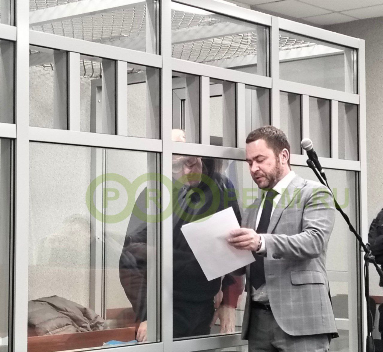 Константина Окунева оставили в СИЗО до весны Суд удовлетворил ходатайство следствия ФСБ о продлении меры пресечения в СИЗО до 28 февраля 2026 года Вчера siloviki предъявили ему новое обвинение о призывах к экстремистской деятельности ч 2 ст 205 2 УК РФ       Подписаться на Properm ru