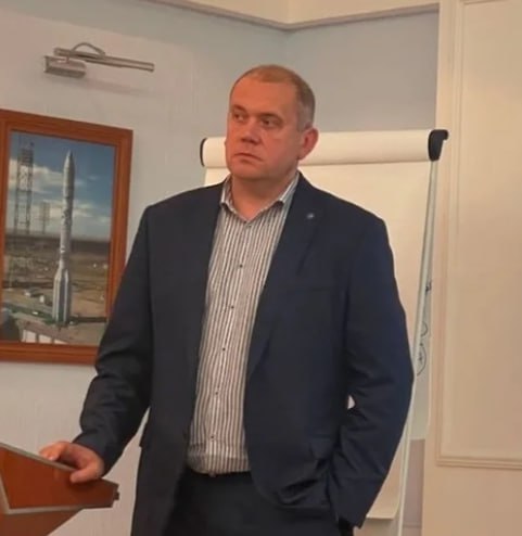 Бывший топ-менеджер «Протон ПМ» назначен замглавы Кунгура Заместителем главы Кунгурского округа по развитию территории назначен Сергей Толчин  на фото . Об этом сообщает пресс-служба муниципалитета. Ранее в СМИ появилась информация о том, что он является основным кандидатом на пост главы Кунгура.