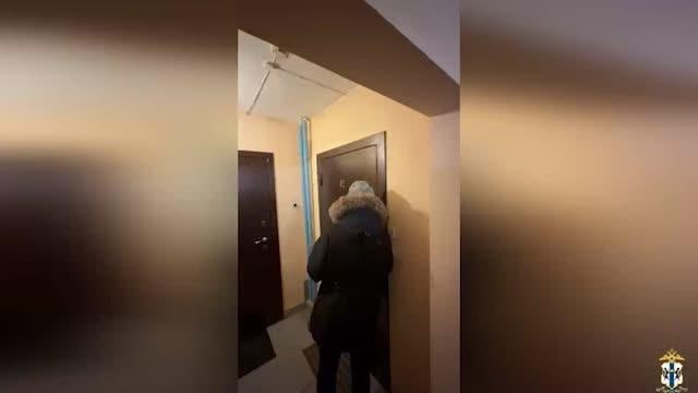 В МВД сообщили о задержании членов ОПГ в Новосибирске и Ялте Участники группы занимались незаконной банковской деятельностью По данным силовиков подозреваемые учредили около 30 фирм однодневок через которые обналичили более двух миллиардов рублей По информации МВД Медиа задержаны восемь человек при обысках изъяты документы наличные телефоны и банковские карты Решается вопрос об избрании меры пресечения Подписаться на Говорит Москва Telegram VK MAX