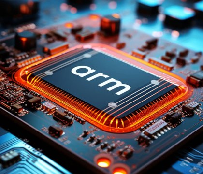 Arm разрабатывает свой чип для серверов ИИ  Arm Holdings зарабатывает в основном на лицензировании своих технологий производителям чипов и роялти с продаж этих самых чипов. Однако в свете увеличения спроса на ИИ компания решила выпустить собственный серверный процессор. По данным Reuters, Arm намерена представить свой чип для нужд ИИ этим летом.  Читать далее