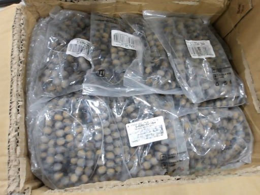 В посылках из Китая нашли 30 килограммов радиоактивных бусин Таможенники Казани рассказали что обнаружили в заготовках для украшений изотоп торий 232 уровень гамма излучения товаров превышал норму более чем в 15 раз Бусы вернули в страну отправления Подписаться на РИА Новости