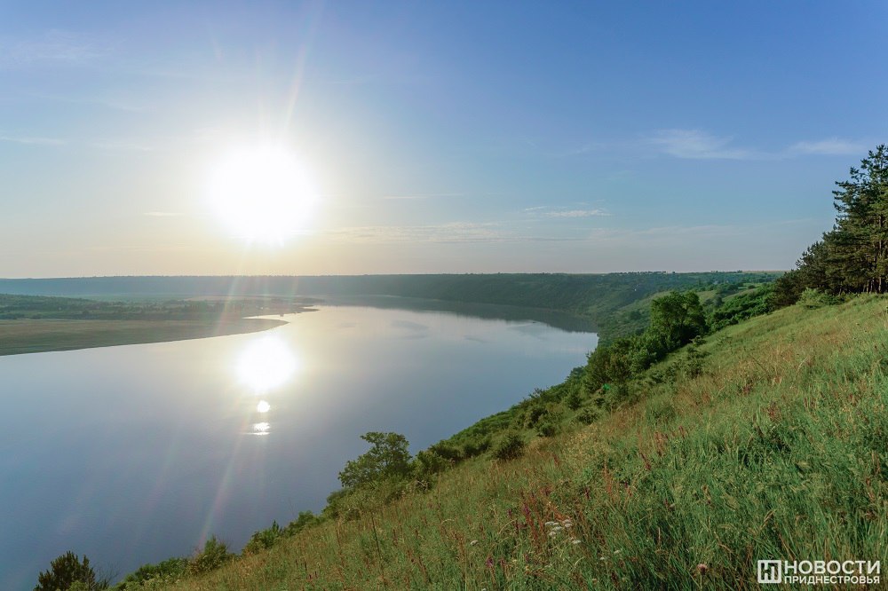Гидрометцентр в ближайшие дни уровень воды в Днестре может повыситься до 2 5 метра Причина увеличение сброса воды на Ново Днестровской ГЭС в Украине
