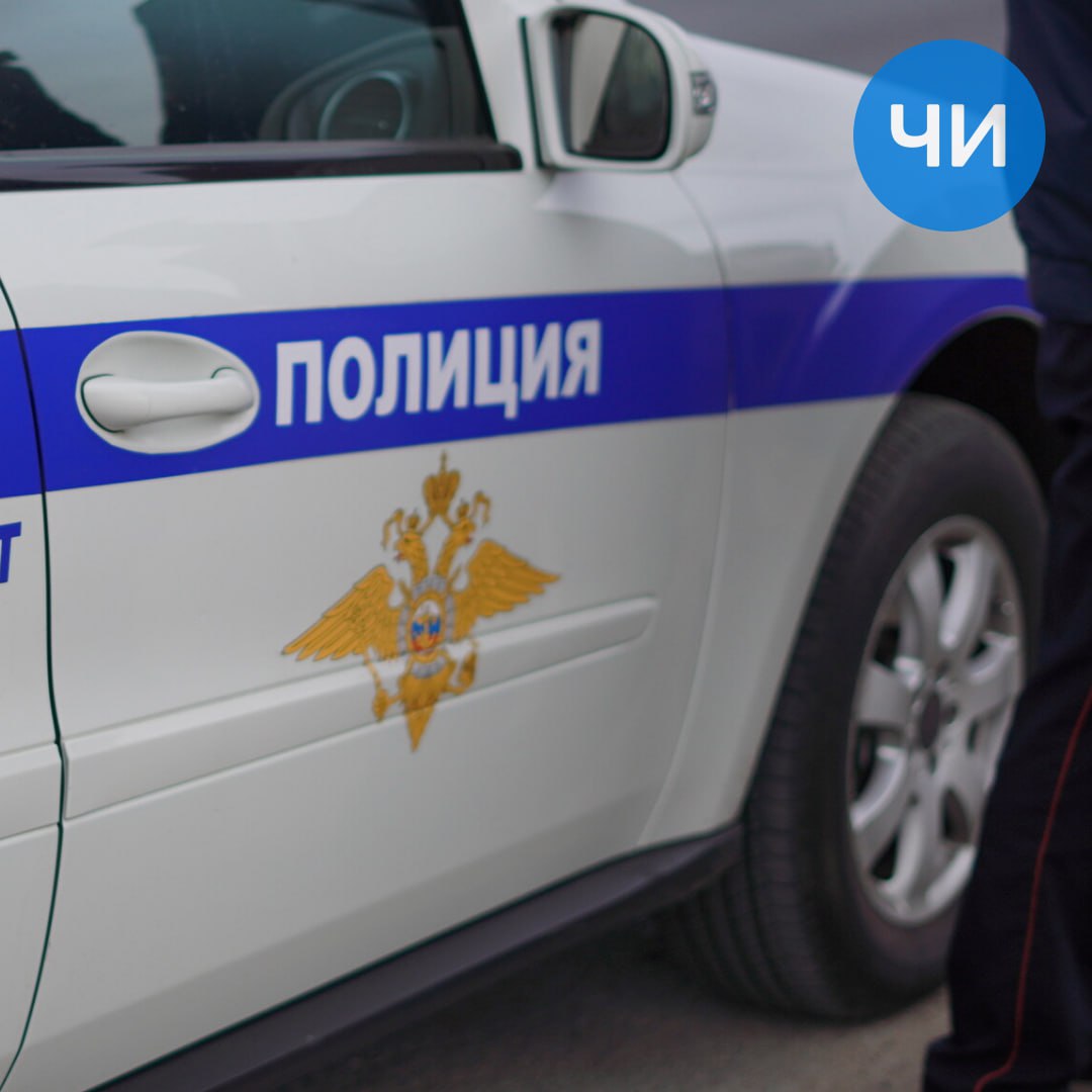 Полиция Челнов проводит проверку по факту осквернения георгиевских лент В Набережных Челнах группа так называемых треш стримеров совершила провокационный поступок Об этом у себя в телеграм канале сообщила глава Лиги безопасного интернета Екатерина Мизулина В ходе прямой трансляции находясь у здания городской администрации на площади Азатлык подростки за денежное вознаграждение от зрителя в 500 рублей преднамеренно стошнили на георгиевские ленты размещенные на арках Как сообщили Челнинским известиям в УМВД города по данному факту проводится проверка по результатам которой будет принято процессуальное решение chelny news1