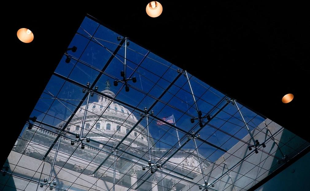 США вступили в режим шатдауна правительство приостановило работу из за бюджетного кризиса     oxu az 1302322 ruoxuaz США ДональдТрамп   Новости Азербайджана Написать нам