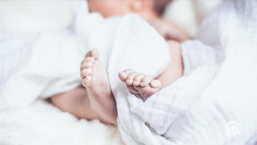 В Китае наблюдается самая низкая рождаемость с 1949 года В 2025 году коэффициент рождаемости в Китае снизился до 5 63 на тысячу человек достигнув самого низкого уровня за всю историю национального статистического учета который ведется с 1949 года Государственное статистическое управление Китая опубликовало демографические данные за 2025 год Согласно данным численность населения Китая сократилась с 1 млрд 408 млн 280 тыс человек в 2024 году до 1 млрд 404 млн 890 тыс в 2025 году Подробнее на нашем сайте v aa com tr 3803602 24 7 в сутки с Агентством Анадолу