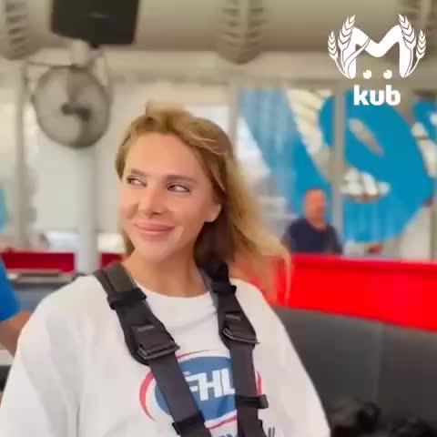 Елена Никитина совершила банджи-прыжок с флагом России в Сочи
