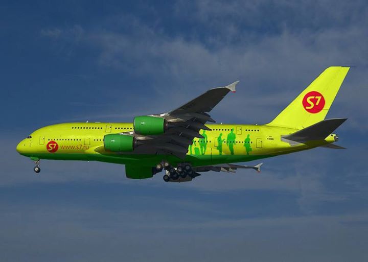 В октябре S7 Airlines откроет прямой рейс из Иркутска в Андижан Первый рейс из Иркутска планируют отправить 30 октября в осенне зимнем расписании компании по одному рейсу в неделю на самолетах семейства Airbus A320 и Boeing 737 800 Время в пути из Иркутска 4 часа 40 минут Гостей из Сибири будет принимать Международный аэропорт Андижана недавно открытый после масштабной реконструкции Пассажирам обещают высокий уровень сервиса в новом терминале соответствующем международным стандартам Андижан является удобными воздушными воротами для путешественников на пути в города Ферганской долины Наманган Фергану и Ош Кыргызская Республика