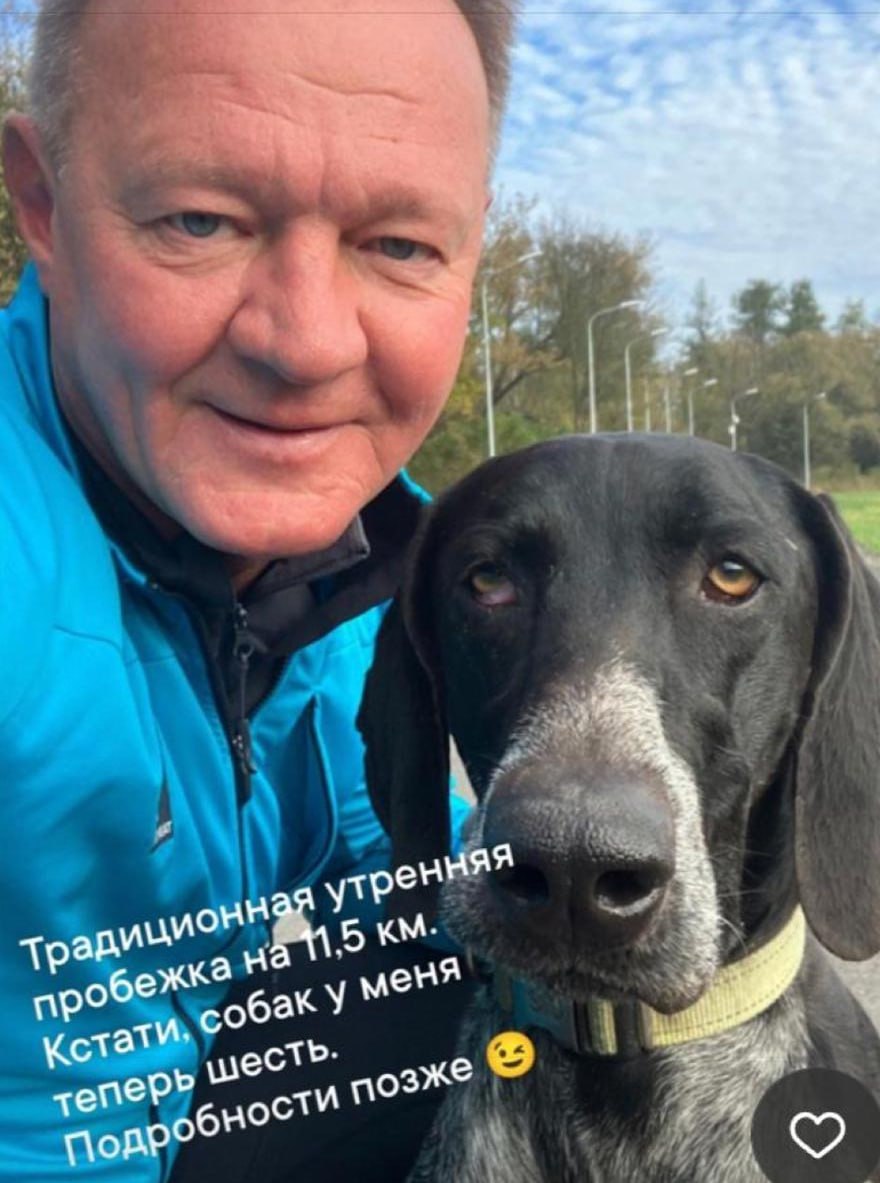 Старовойт покончил с собой в автомобиле «Тесла» — в парке им. Малевича. Он находится недалеко от дома экс-министра в Одинцовском городском округе.