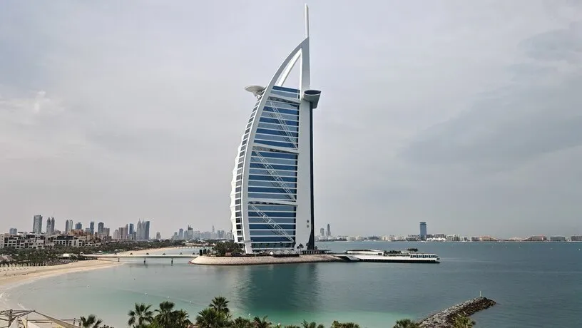Отель Burj Al Arab в Дубае закрылся на реставрацию В Дубае на масштабную реставрацию закрылся легендарный отель Burj Al Arab   russianemirates com N044228 ref telegram Подпишитесь на наш канал в MAX   max ru russianemirates