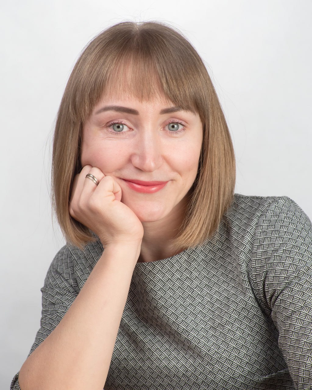 В музее современного искусства ПЕРММ появится новый директор Кандидатом на должность стала Елена Новикова замдиректора ПДНТ Губерния Об этом сообщает Новый компаньон Назначение должно состояться в ближайшее время Елена Новикова окончила историко политологический факультет ПГНИУ Она уже работала в музее ПЕРММ в 2013 году организатором выставок Фото ПДНТ Губерния Подписаться на Properm ru