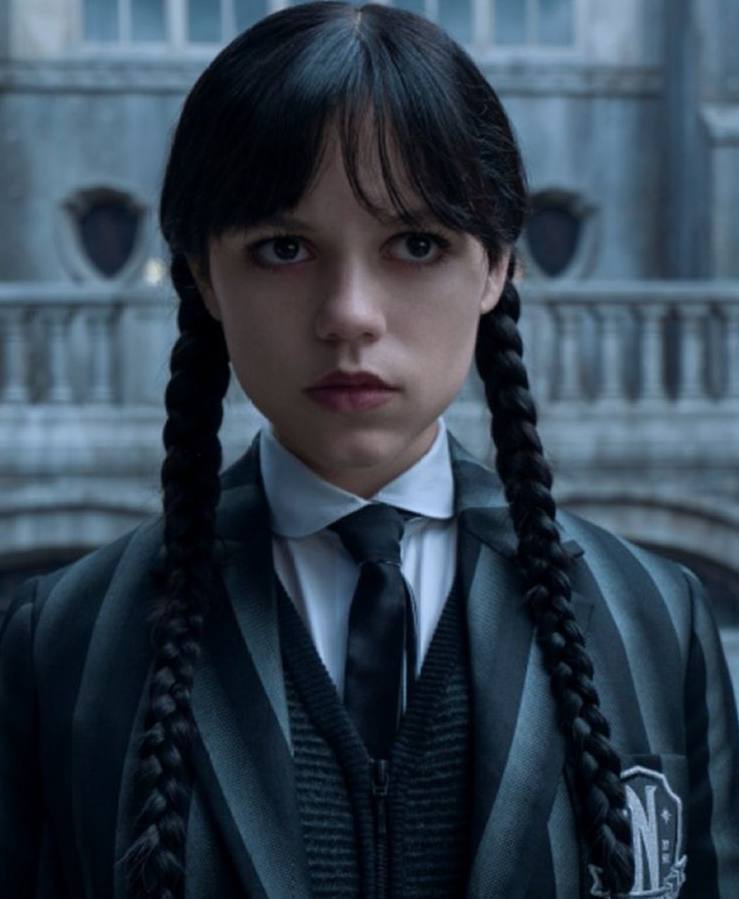 Третий сезон Уэнсдей выйдет в 2027 году подтвердил Netflix В 2026 году зрителей ждут финальные сезоны Внешних отмелей и Ведьмака и новые серии Бриджертонов ВПШ